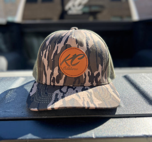 KC BOTTOMLAND LEATHER PATCH TRUCKER HAT