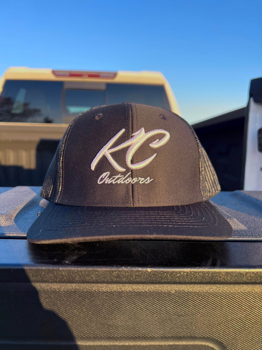 KC Trucker Hat Monochrome